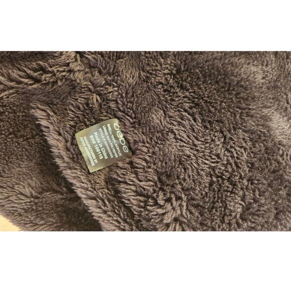 Bebe Black White Knit Faux Fur Lined Cuffed Pom Beanie Logo Hat - Picture 4 of 4